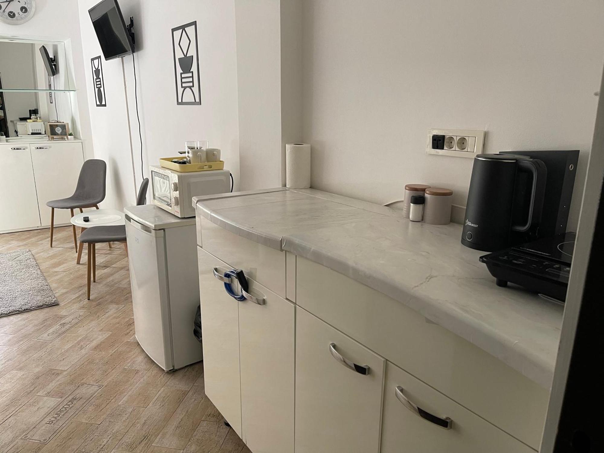 Cozy Studio Universitate Bukarest Exteriör bild