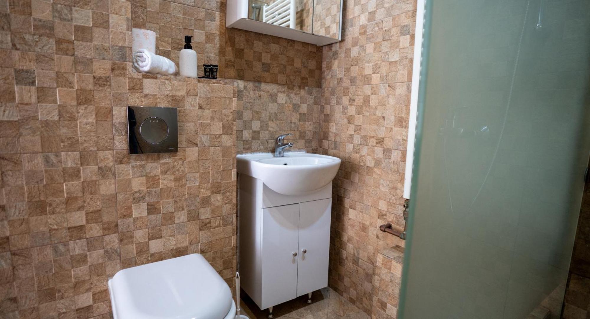 Cozy Studio Universitate Bukarest Exteriör bild
